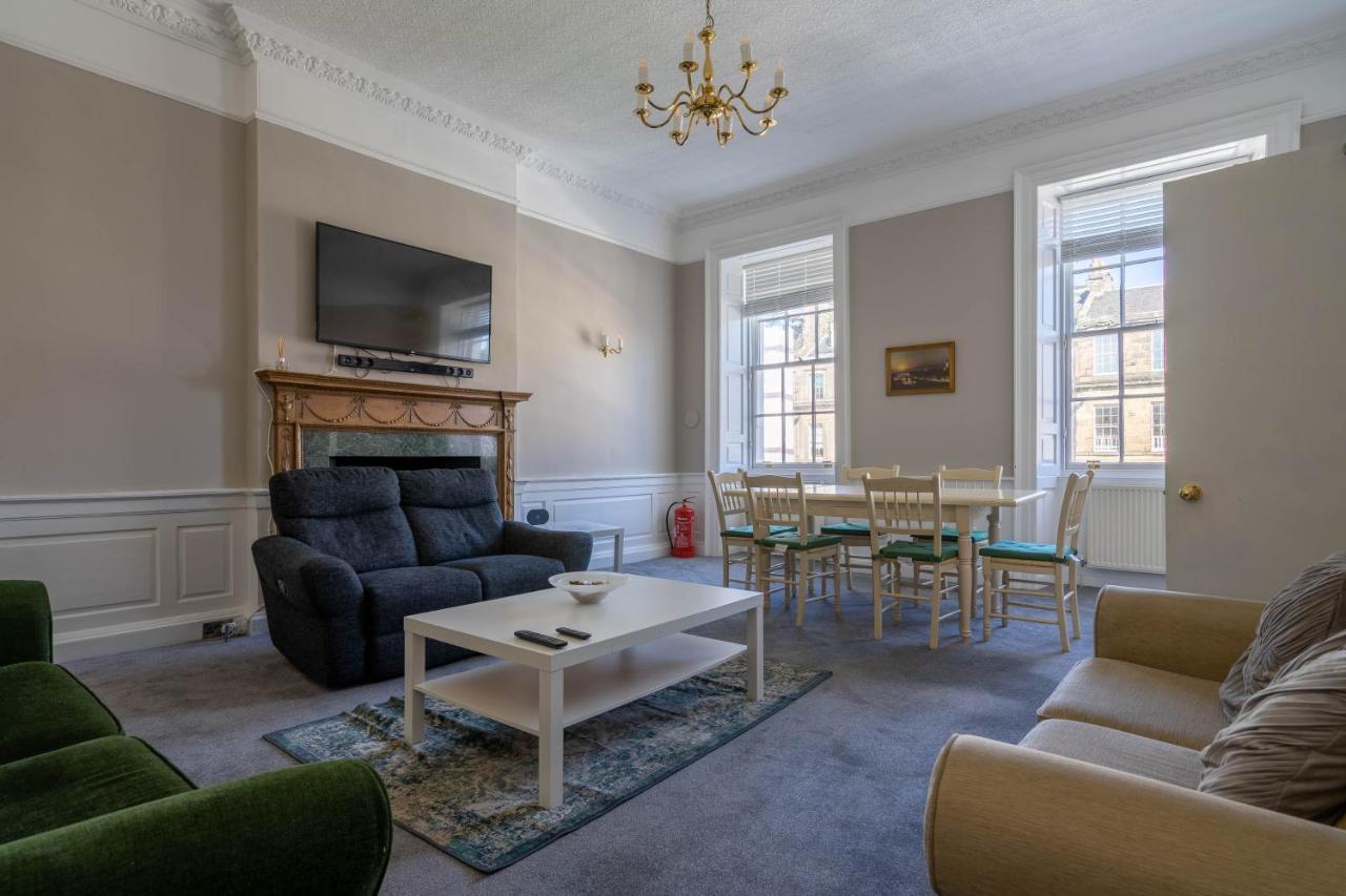 B&B Edinburgh - Luxury Apartment/Flat Edinburgh City Centre - Bed and Breakfast Edinburgh