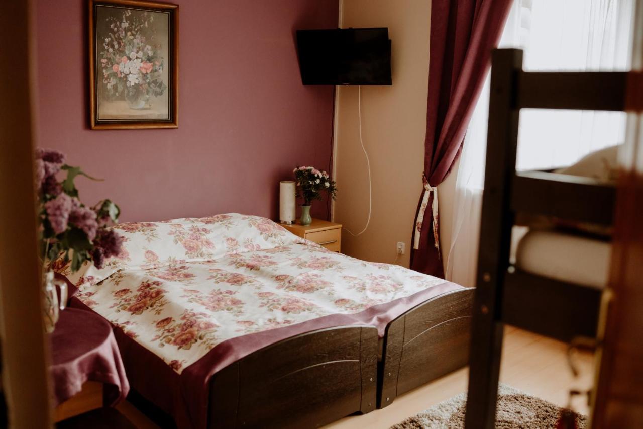 Quadruple Room with Private External Bathroom