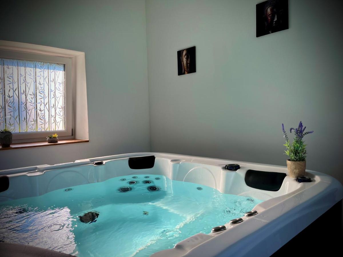 Triple Room with Garden View