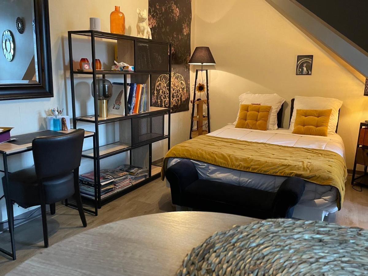 Studio douillet CENTRE vitré -tout à pied - Chambres d’hôtes