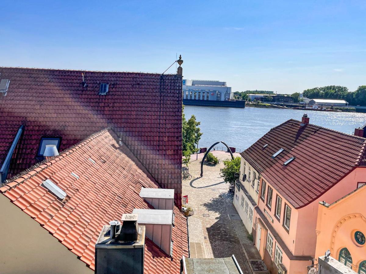 Penthouse mit Blick auf den Yachthafen - B&B Bremen