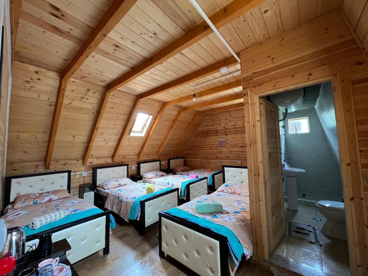Familienzimmer mit Bad