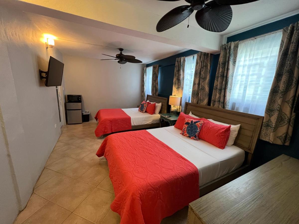 Room 5, Double Room
