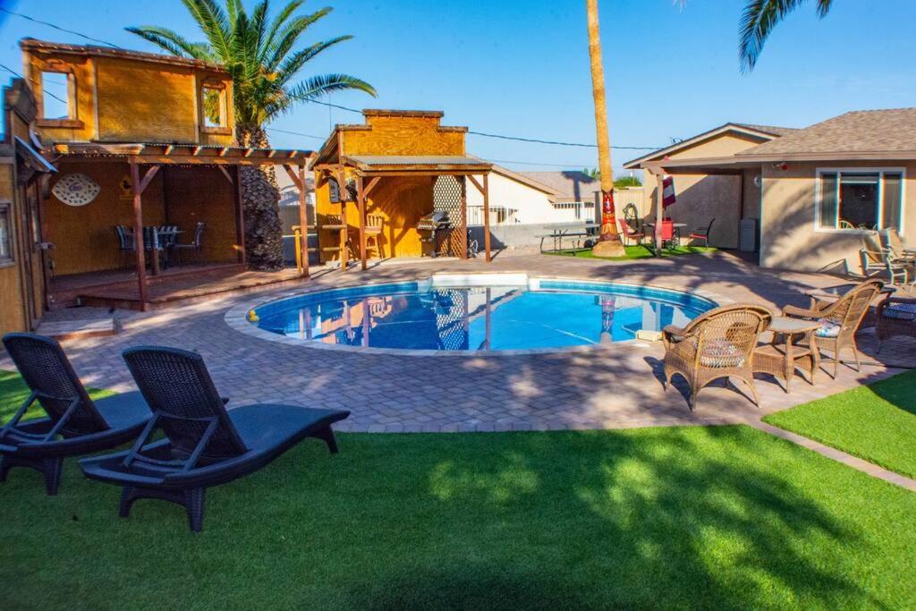 B&B Lake Havasu City - Good vibes, amazing backyard, plenty of parking - Bed and Breakfast Lake Havasu City