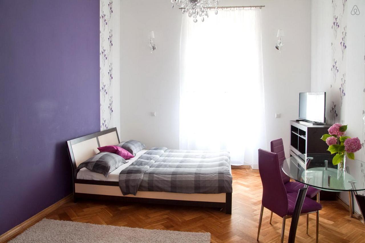 Deluxe Apartment - Dudayeva 5