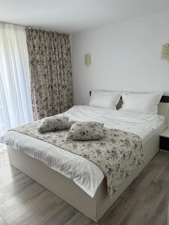 Doppelzimmer mit Balkon