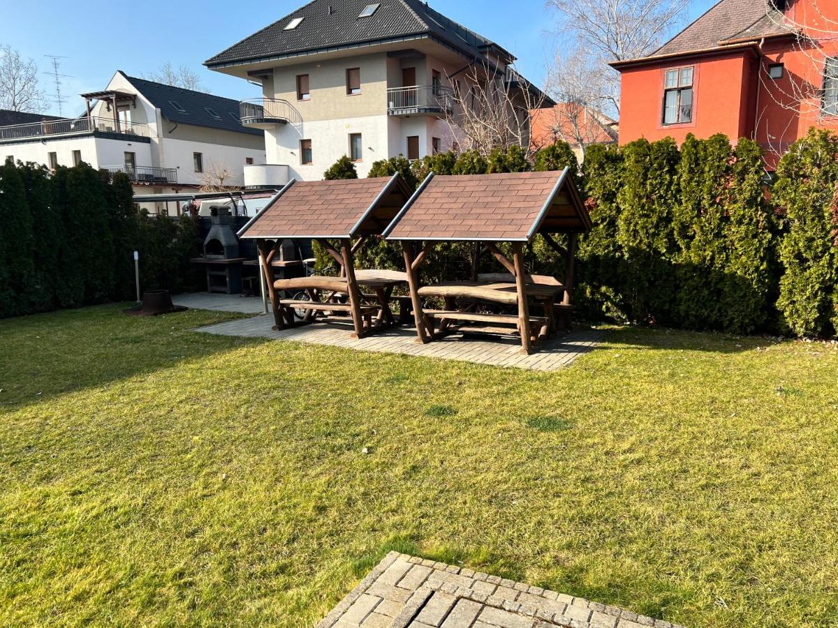 Wellness Dorina - Bed and Breakfast Siófok