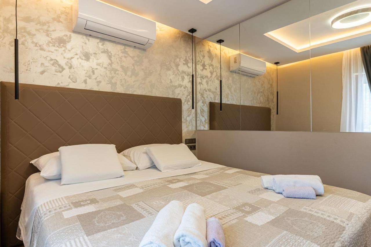 Two-Bedroom Apartment with Terrace and Sea View
