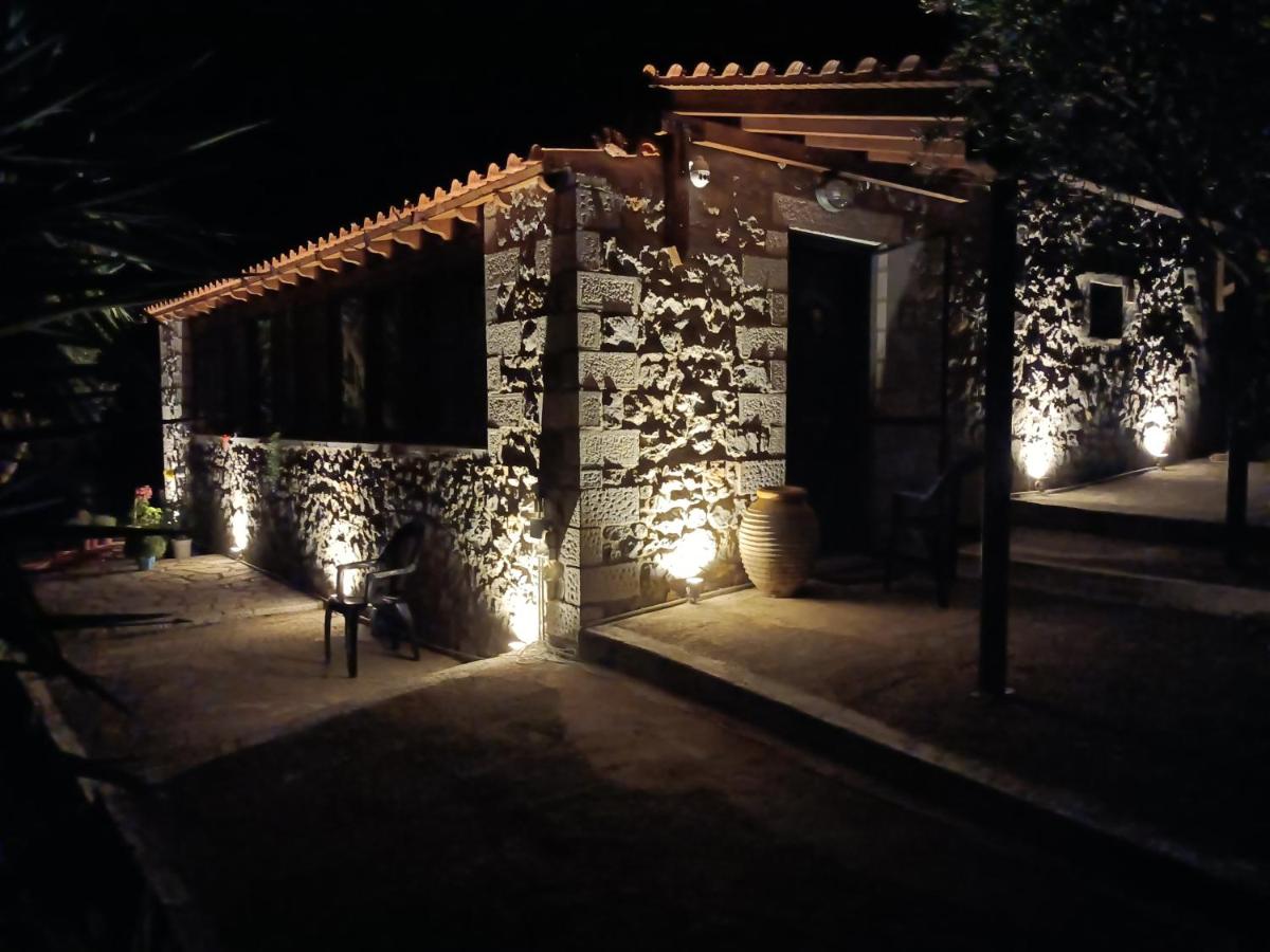 Petra & Elia - Chambres d’hôtes Oítilon