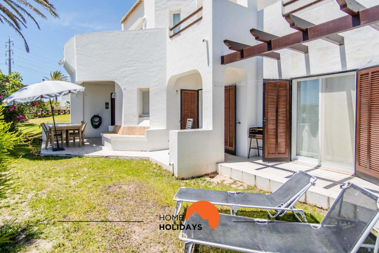 #025 Charming 3BR Apartment Albufeira Stay - Chambres d'hôtes Albufeira