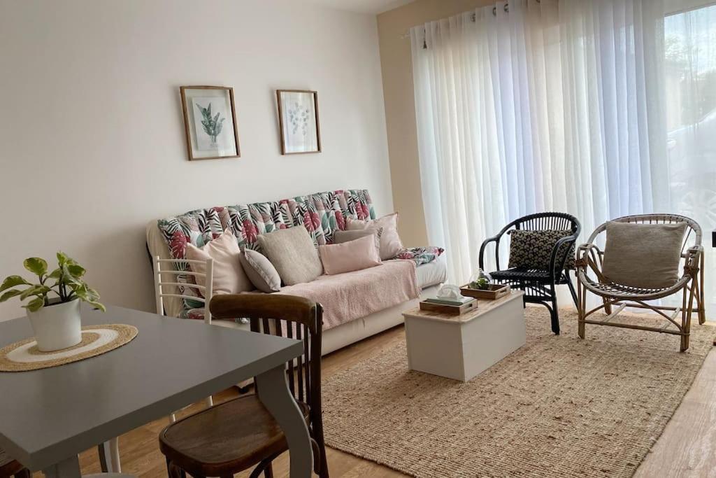 L’atelier du Bois de Charbuy - B&B Charbuy