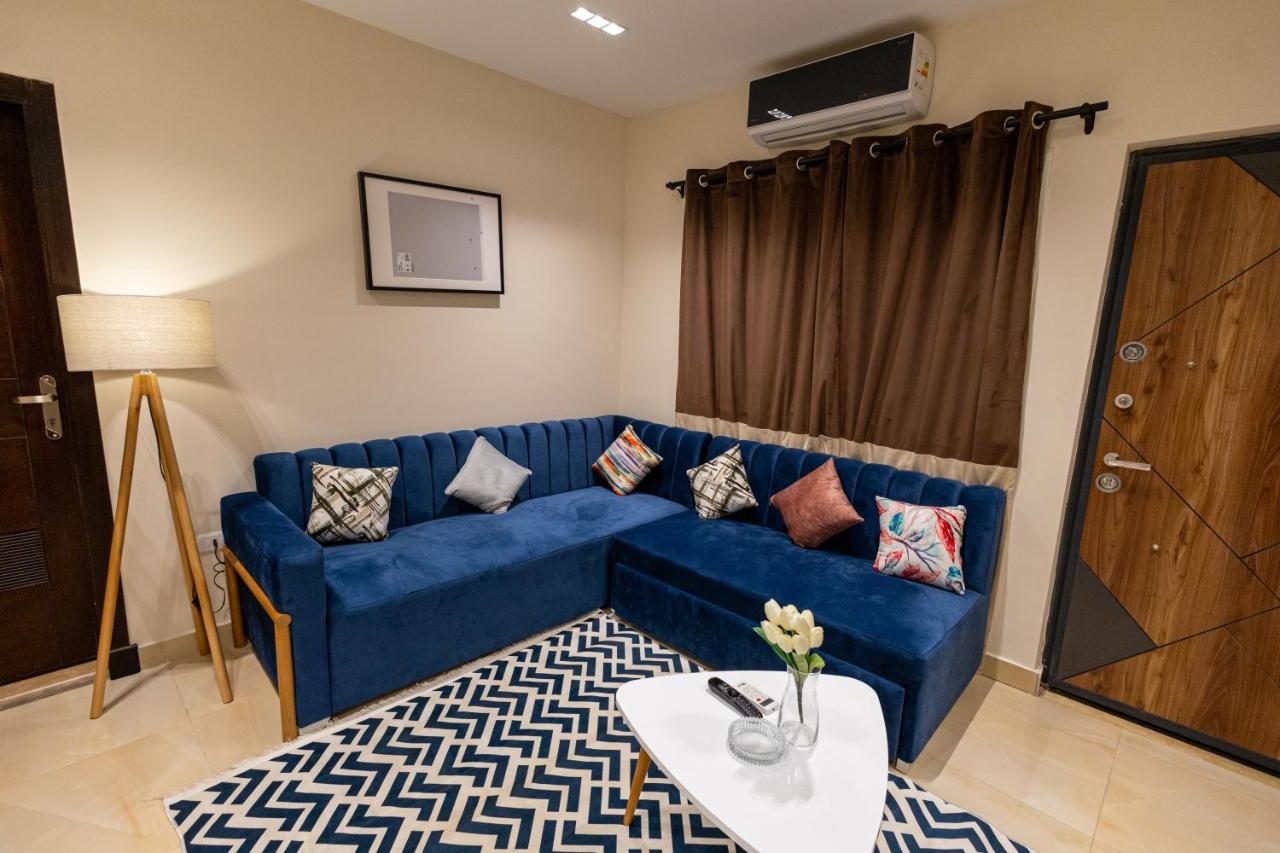 Marron studios 1 new - B&B