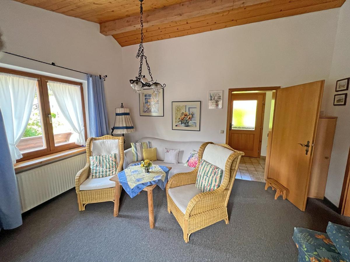 Apartamento con vistas al jardín