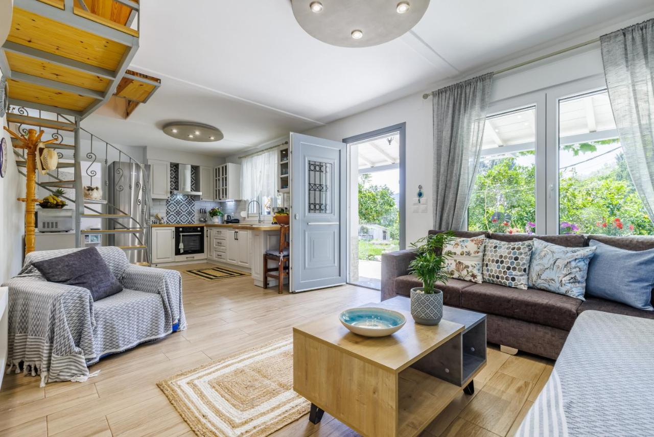 Karderina Cozy Cottage by the River - B&B