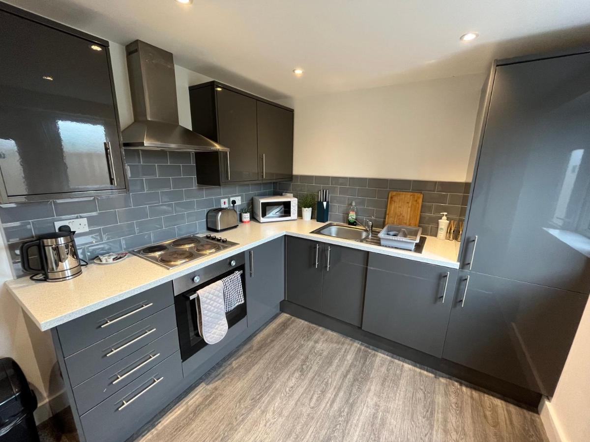 B&B Doncaster - Modern Serviced Apartment - Near City Centre - Bed and Breakfast Doncaster