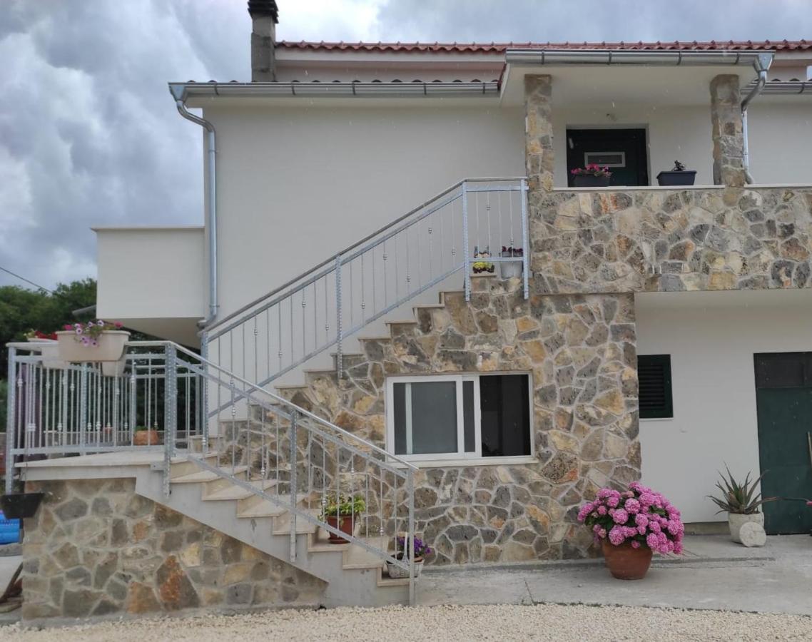 Apartman Lucia - B&B