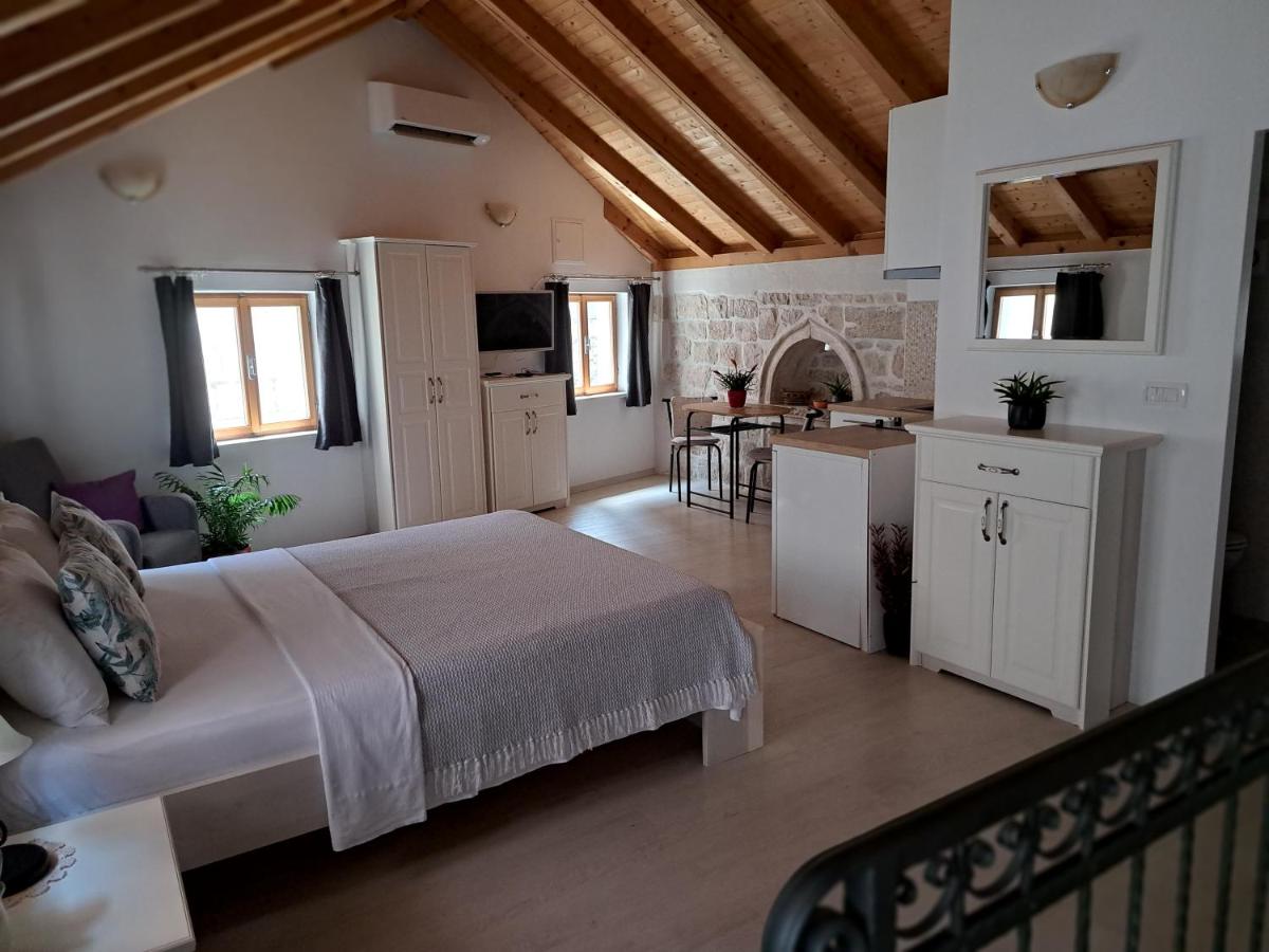 LUCIANA - B&B