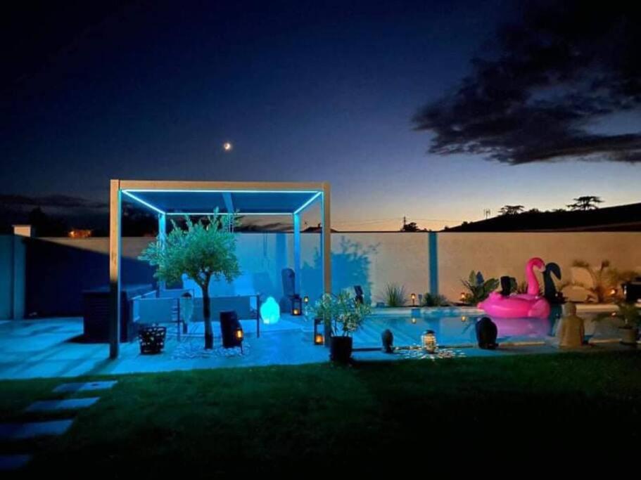 La Villa d'A-Mours - B&B Mours-Saint-Eusèbe