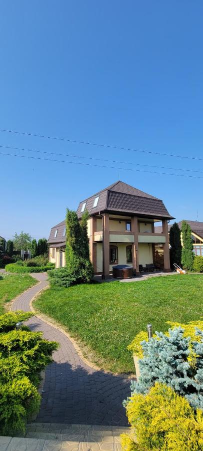 Трушки34/1 - B&B