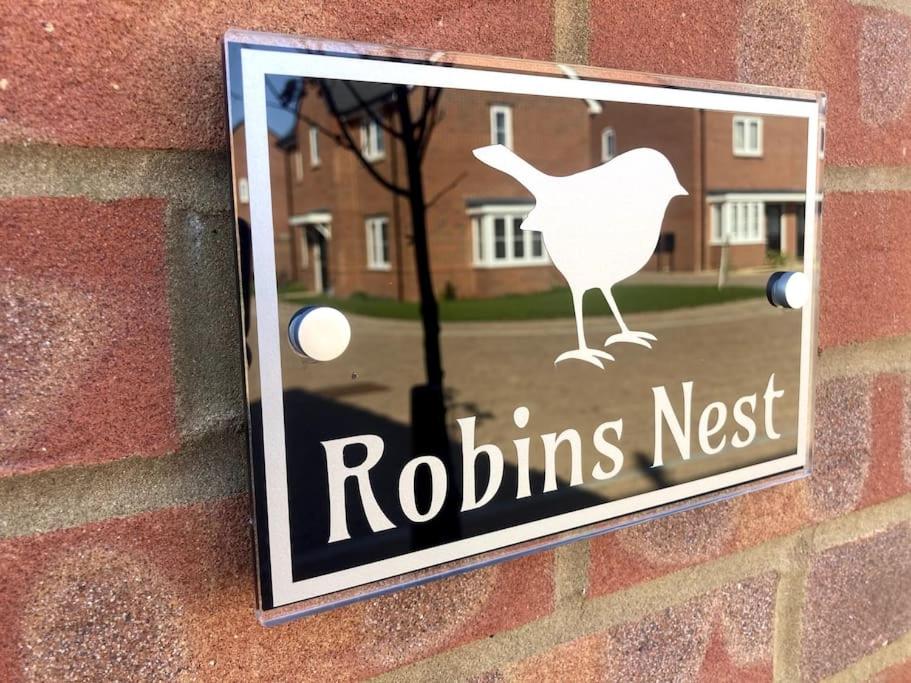 Robins Nest Luxury Bungalow - Chambres d'hôtes Northampton