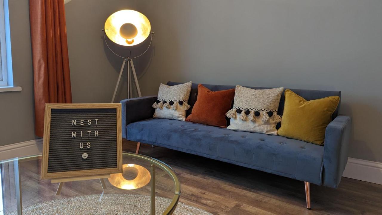 Specious 4 Bedroom House, Perfect Family Stay with WiFi, Parking & Netflix - Ferienwohnung Wolverhampton