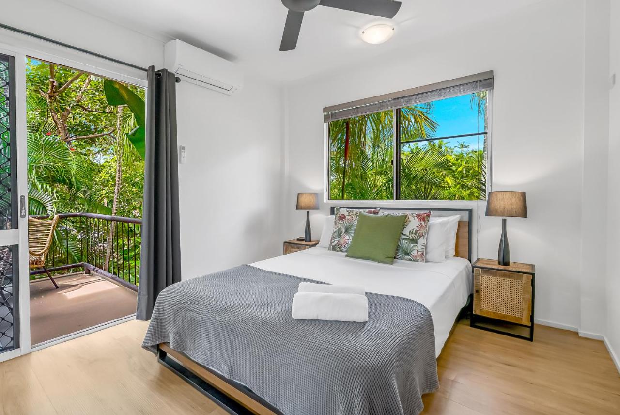 Two-Bedroom Apartment with Garden View and Balcony