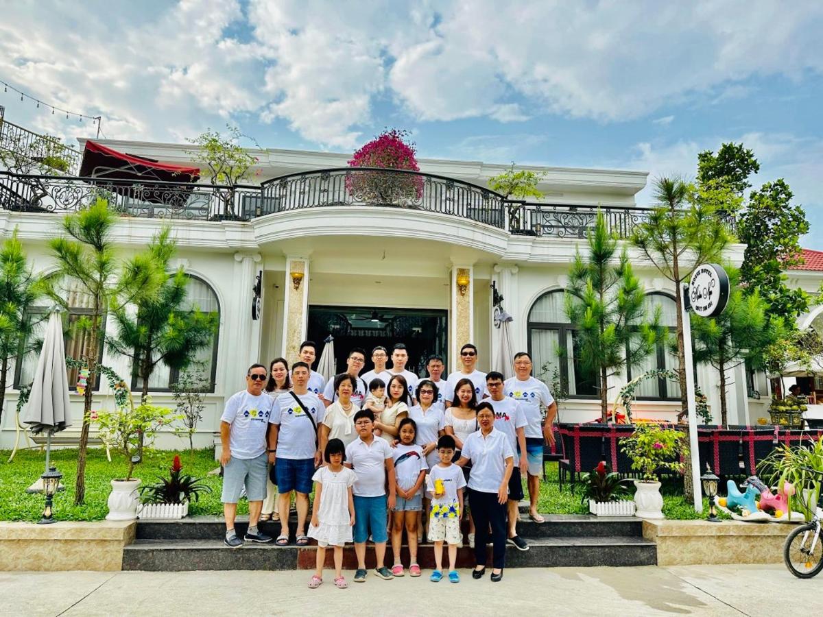 L'ama Villa Đại Lải - Venuestay - B&B