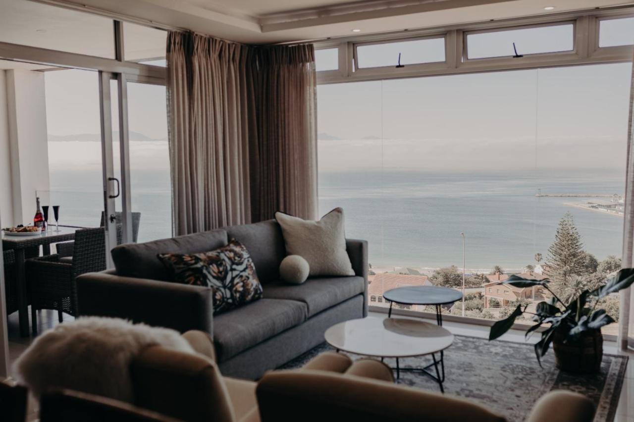 View @ The Bay Apartments 9 - B&B