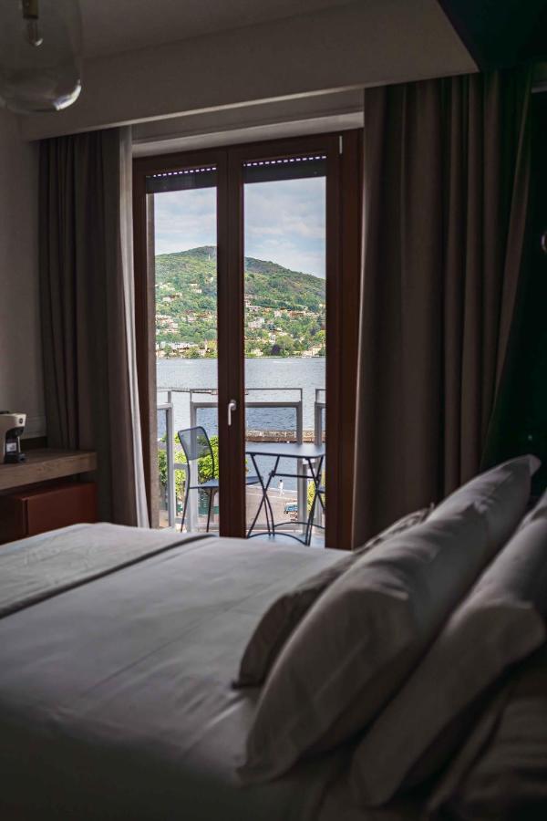 Double Room with Lake View