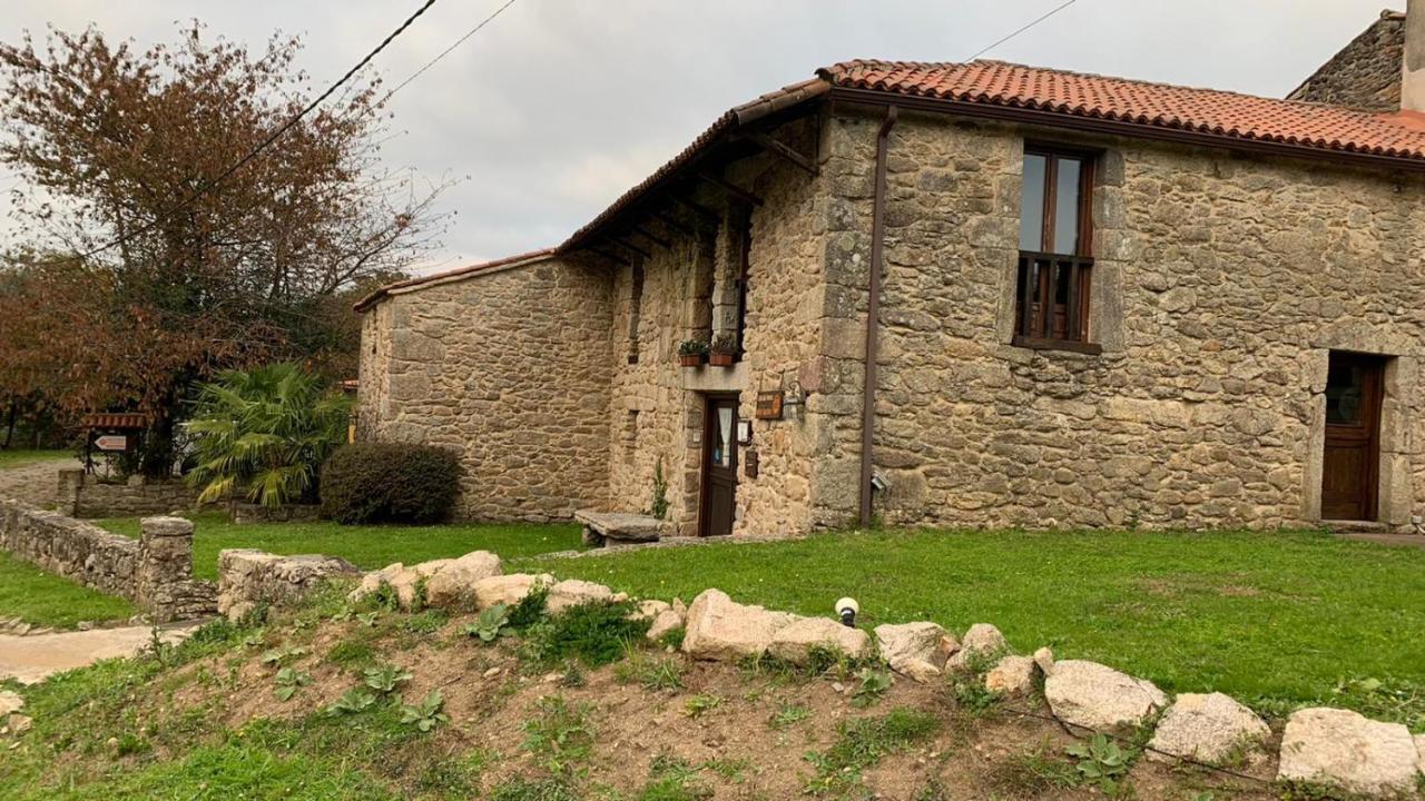 B&B Ambroa - Hotel Rural Casal do Mouro - Bed and Breakfast Ambroa