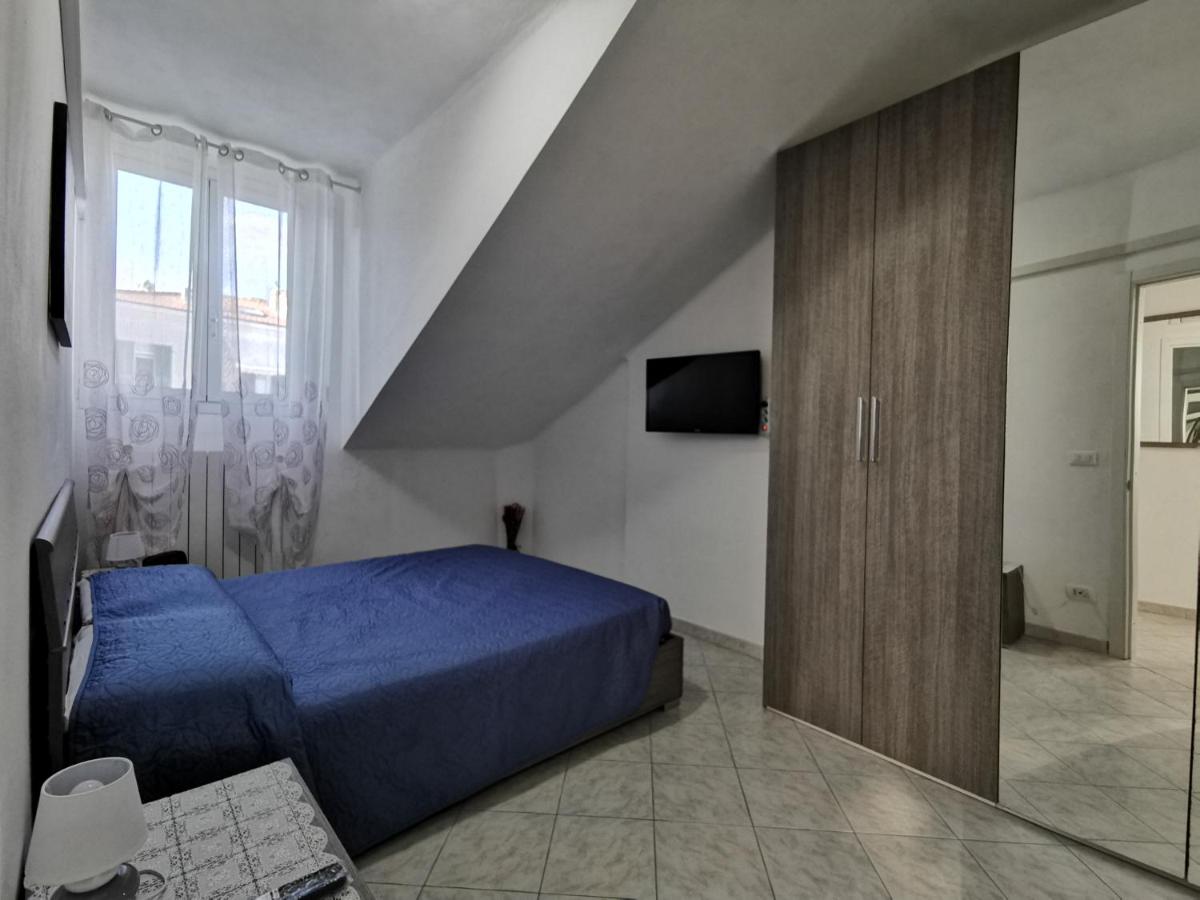 B&B Sanremo - Mansarda Martino A Un Minuto Dalla Ciclabile - Bed and Breakfast Sanremo