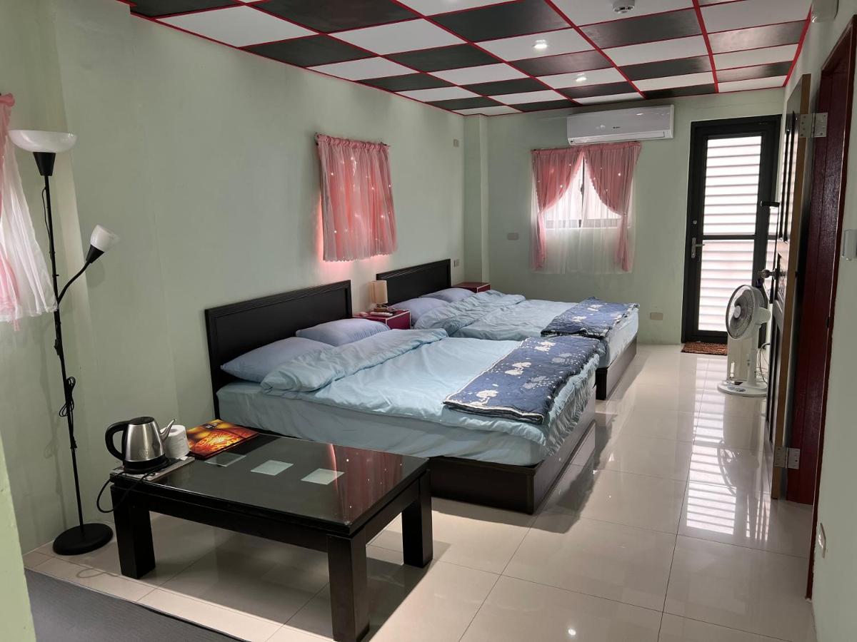 Camera Quadrupla Deluxe