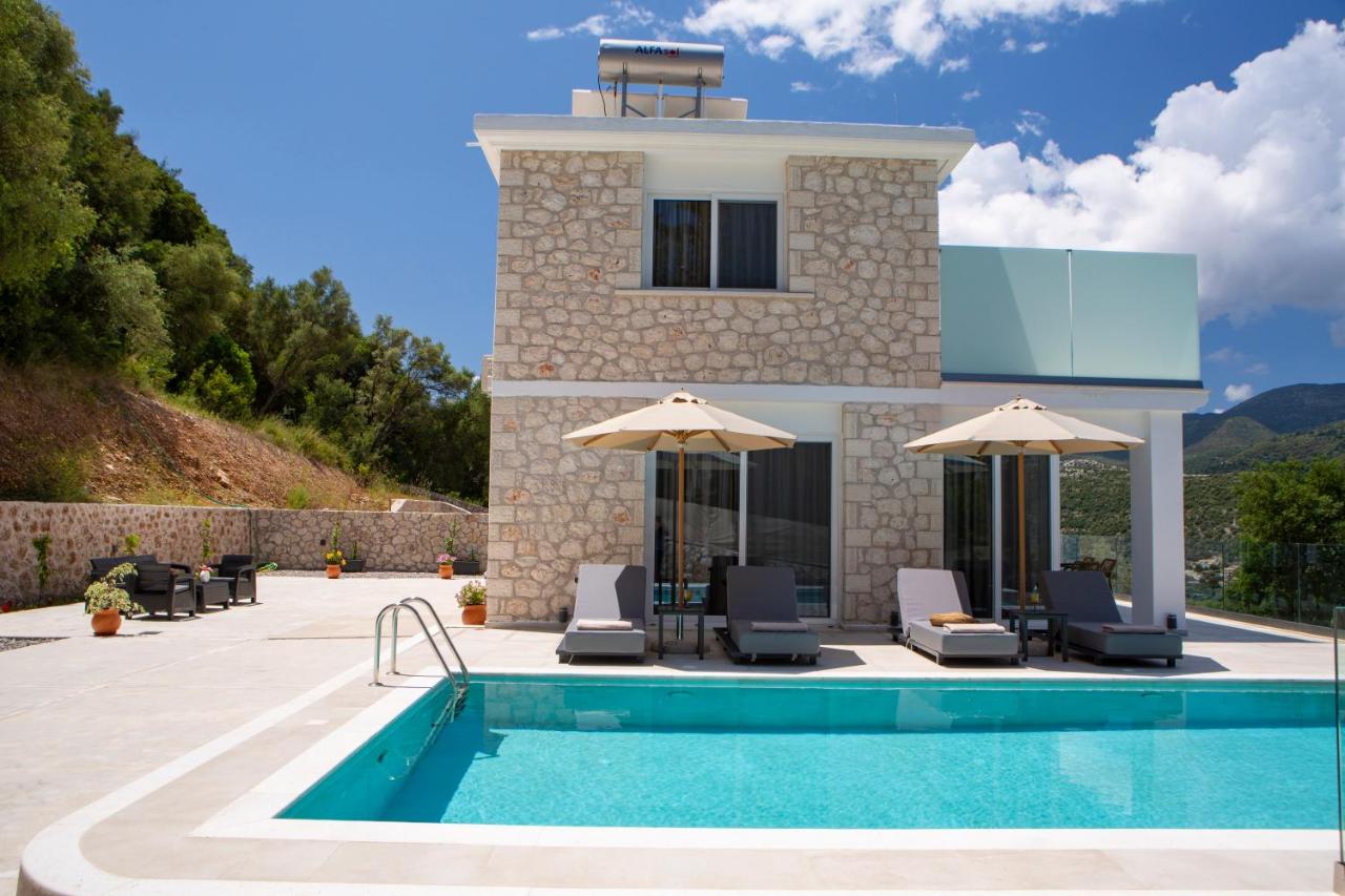 MAJESTIC VILLAS - B&B Geni