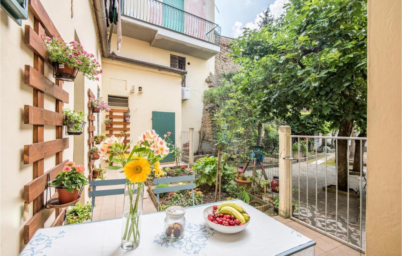 B&B Monte San Savino - Beautiful Apartment In Monte San Savino With 2 Bedrooms And Wifi - Bed and Breakfast Monte San Savino