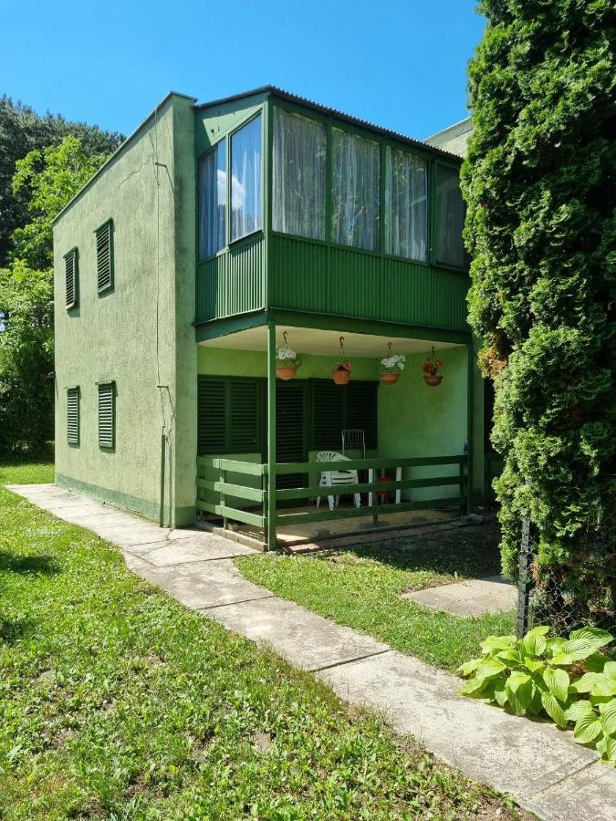 Aranypart 28 apartman - B&B Siófok