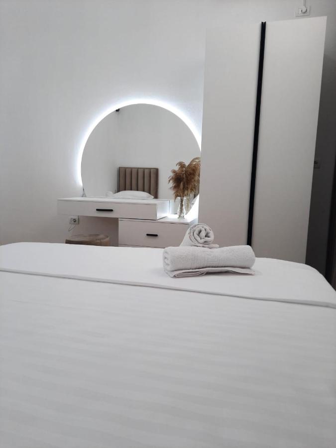 VILA PUSHIMI REGIS - B&B