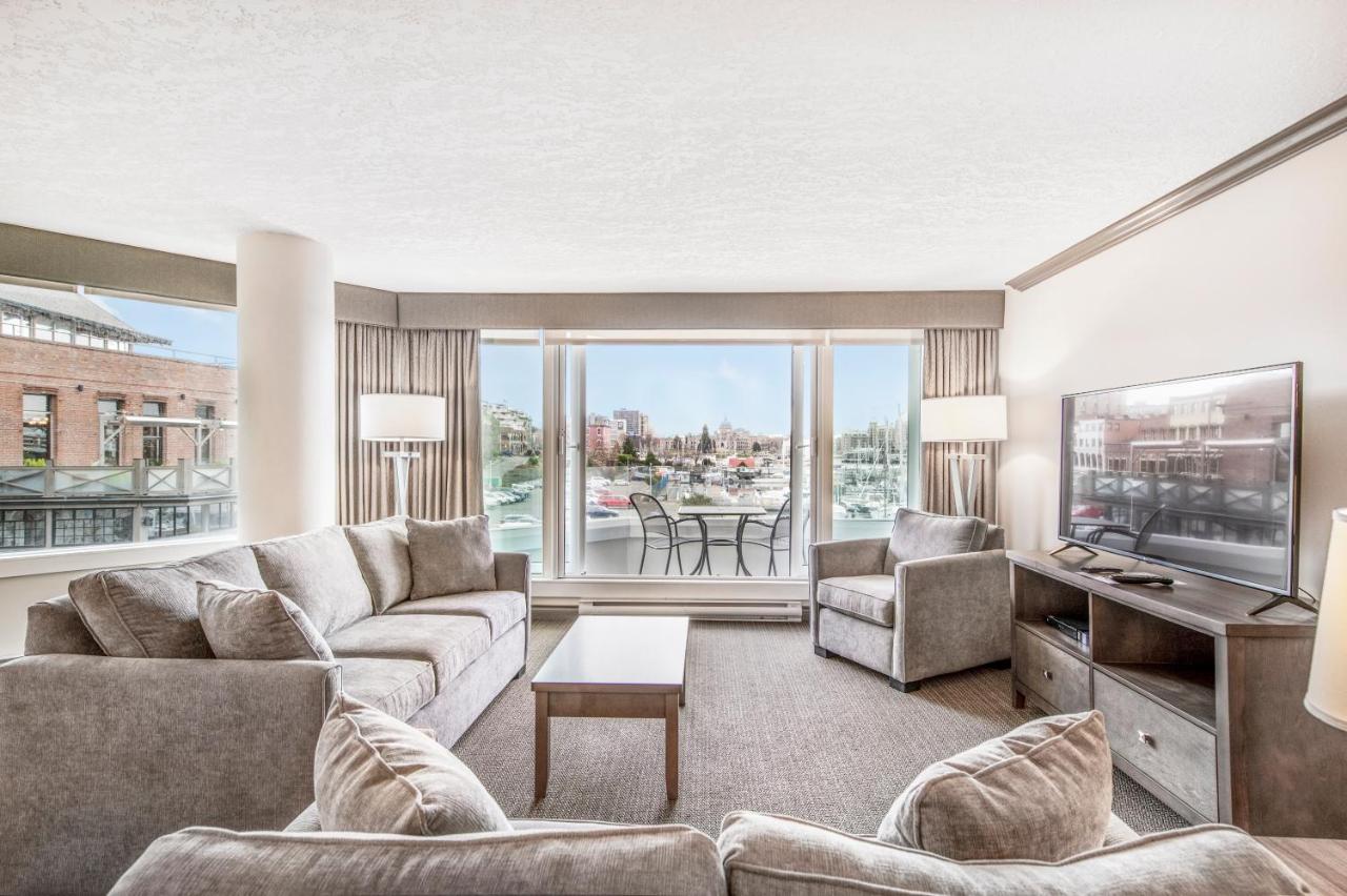 One-Bedroom Suite with Harbour View