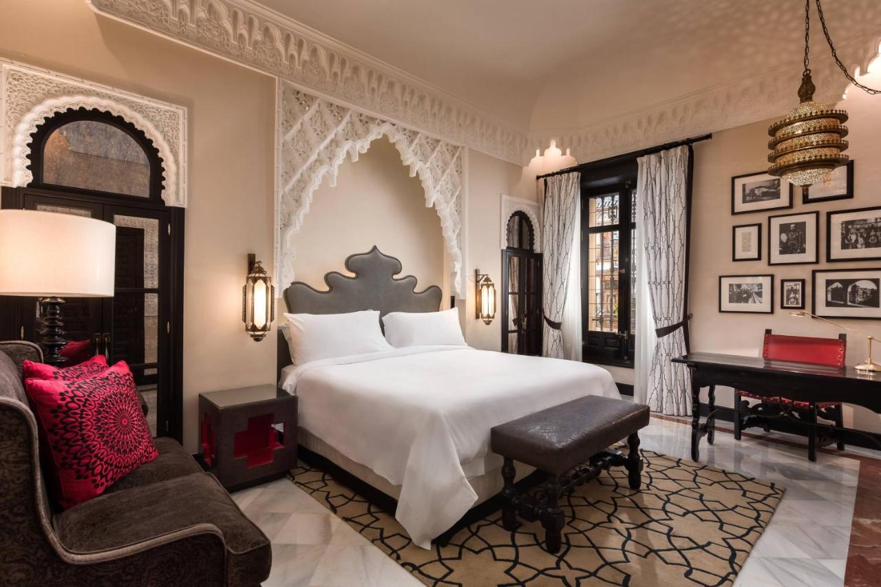 B&B Seville - Hotel Alfonso XIII, a Luxury Collection Hotel, Seville - Bed and Breakfast Seville