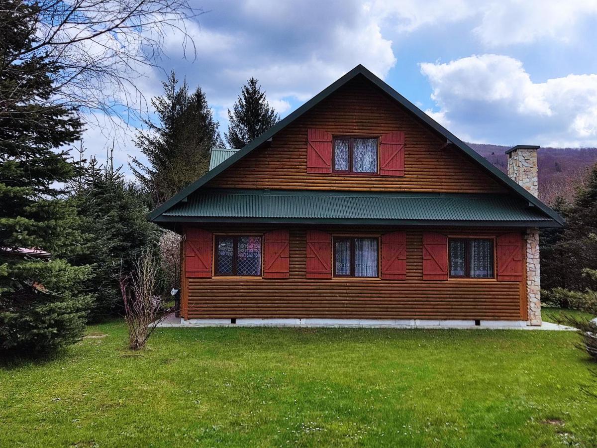 Ranczo Bieszczady duży Domek z Jacuzzi i Sauną - B&B