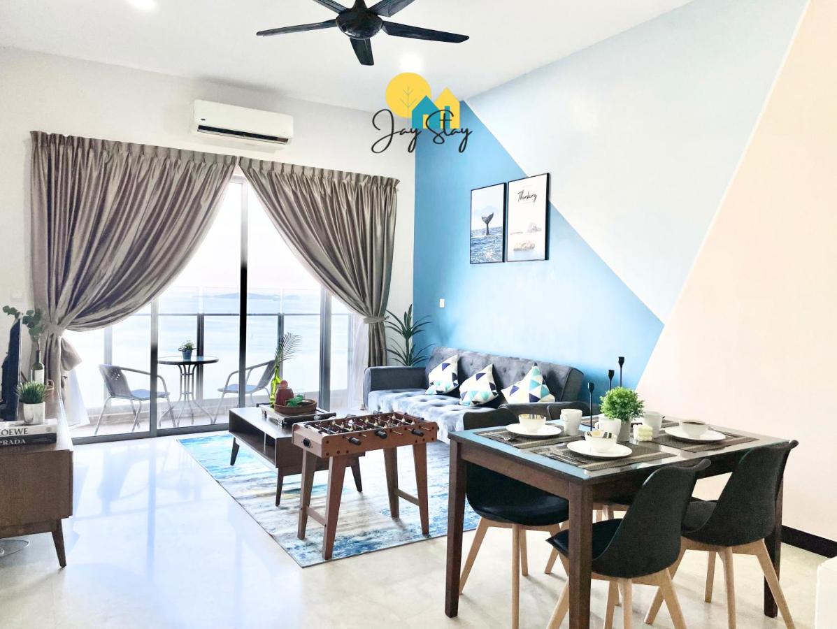 B&B Malacca - SilverScape l A4011 l Luxury 3BR l Bathtub l 6-11 pax l Seaview l Infinity Pool l Jonker Street l City Centre by Jay Stay - Bed and Breakfast Malacca