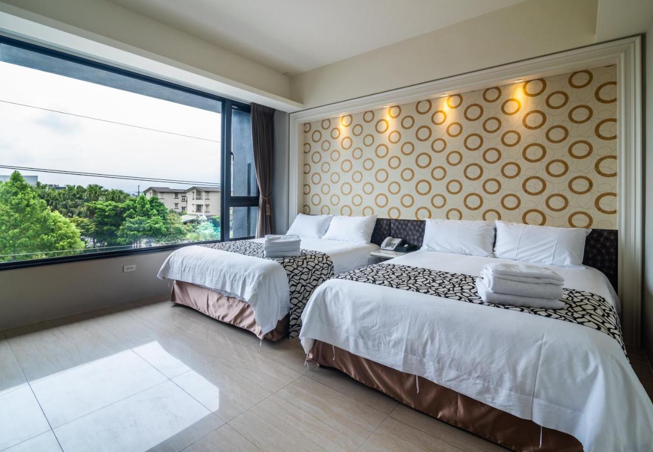 Queen Room