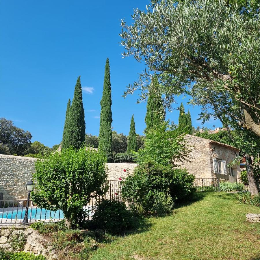 B&B Montségur-sur-Lauzon - Le Pigeonnier, gîte des Lucioles en Provence - Bed and Breakfast Montségur-sur-Lauzon