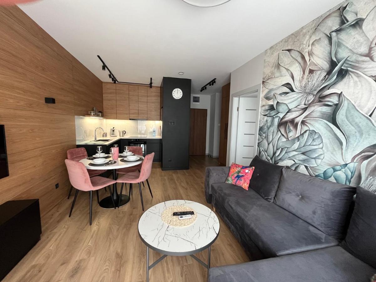 Calipso Jurowiecka, centrum, klimatyzacja - parking gratis ! - B&B Bialystok