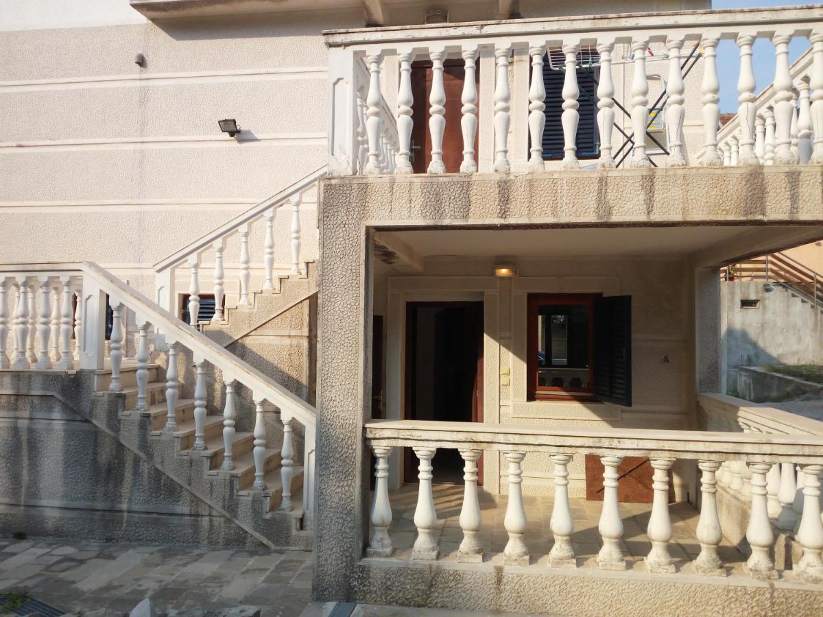 Nice apartment (1) for 2-4 in 60m to beach - B&B
