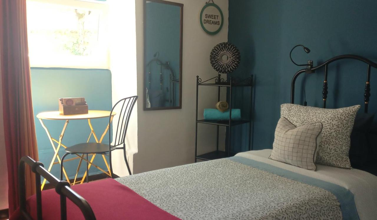 Single Room with Shared Bathroom