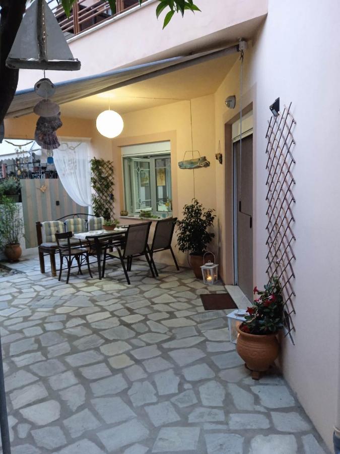 Dream House - Bed and Breakfast Agriá