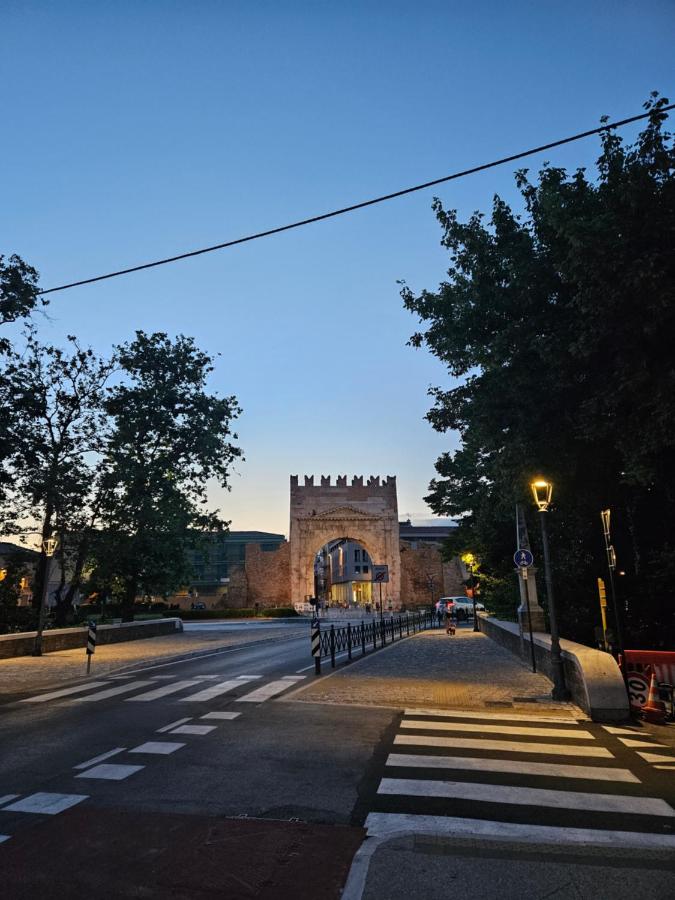 Casa Ronci - Centro Storico - Palacongressi Rimini - B&B Rímini