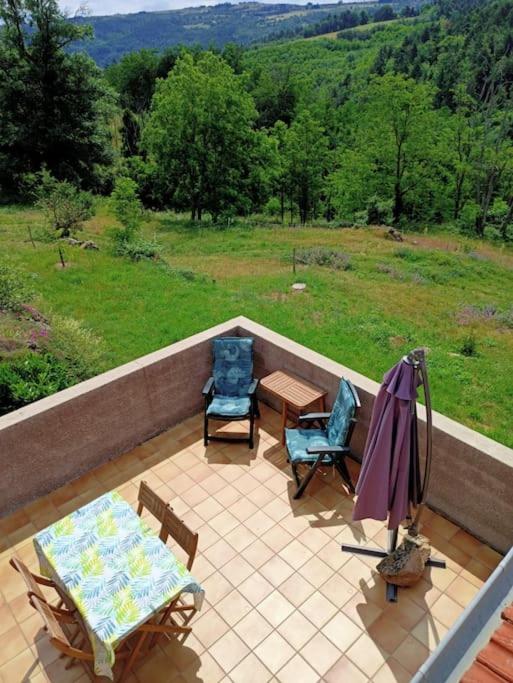 Ecrin de verdure en Ardèche verte - B&B