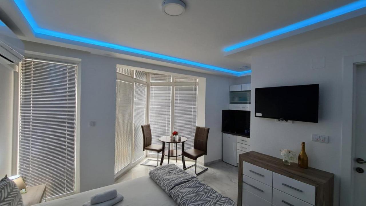 Studio Emilija A30 A42 - B&B