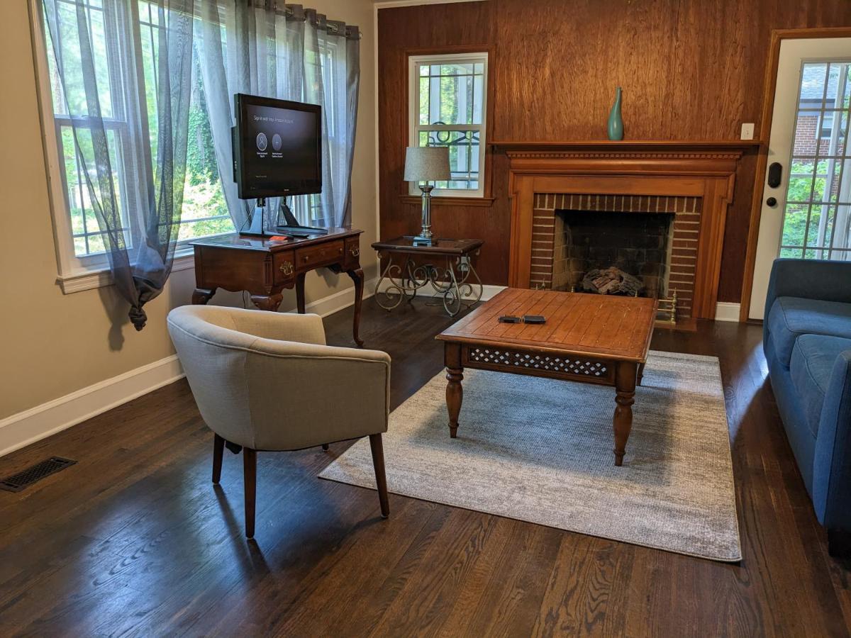 Peaceful North Durham Retreat, 3bd - B&B